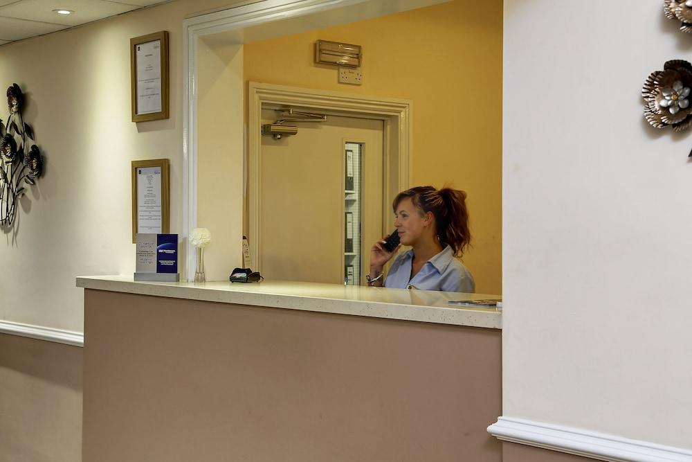 Best Western The Royal Chase Hotel Shaftesbury Exterior photo