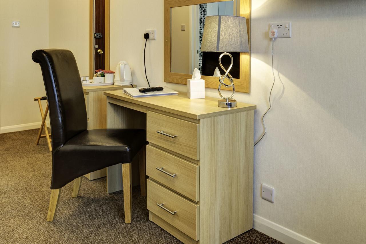 Best Western The Royal Chase Hotel Shaftesbury Exterior photo