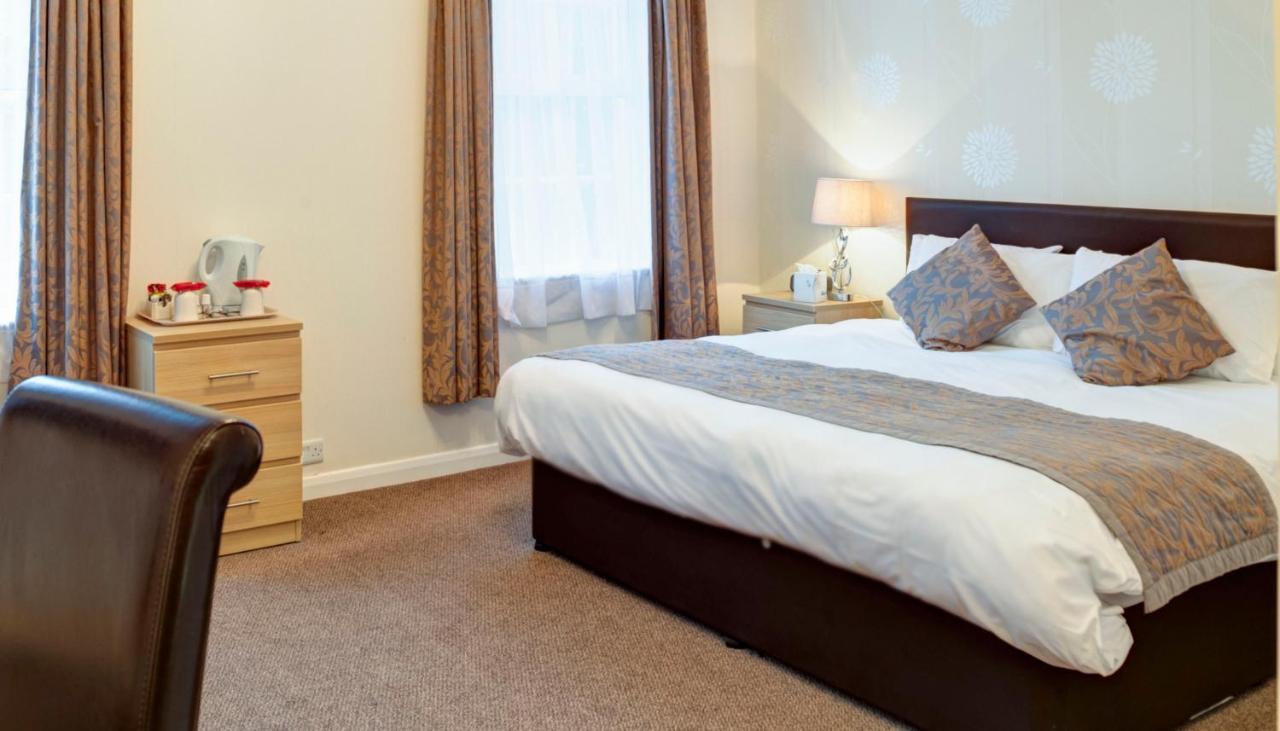 Best Western The Royal Chase Hotel Shaftesbury Exterior photo
